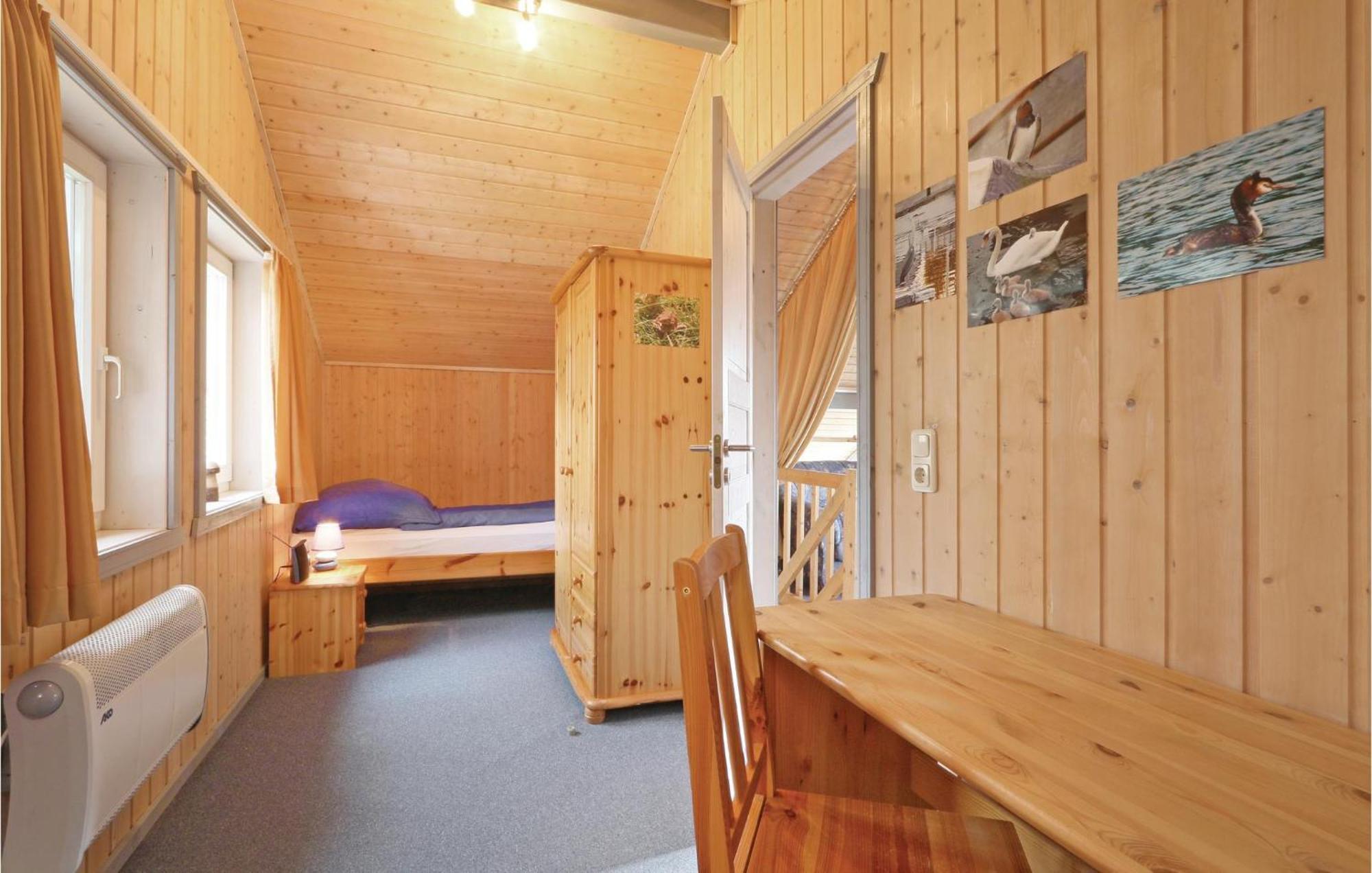 Cozy Home In Rechlin With Wifi Esterno foto