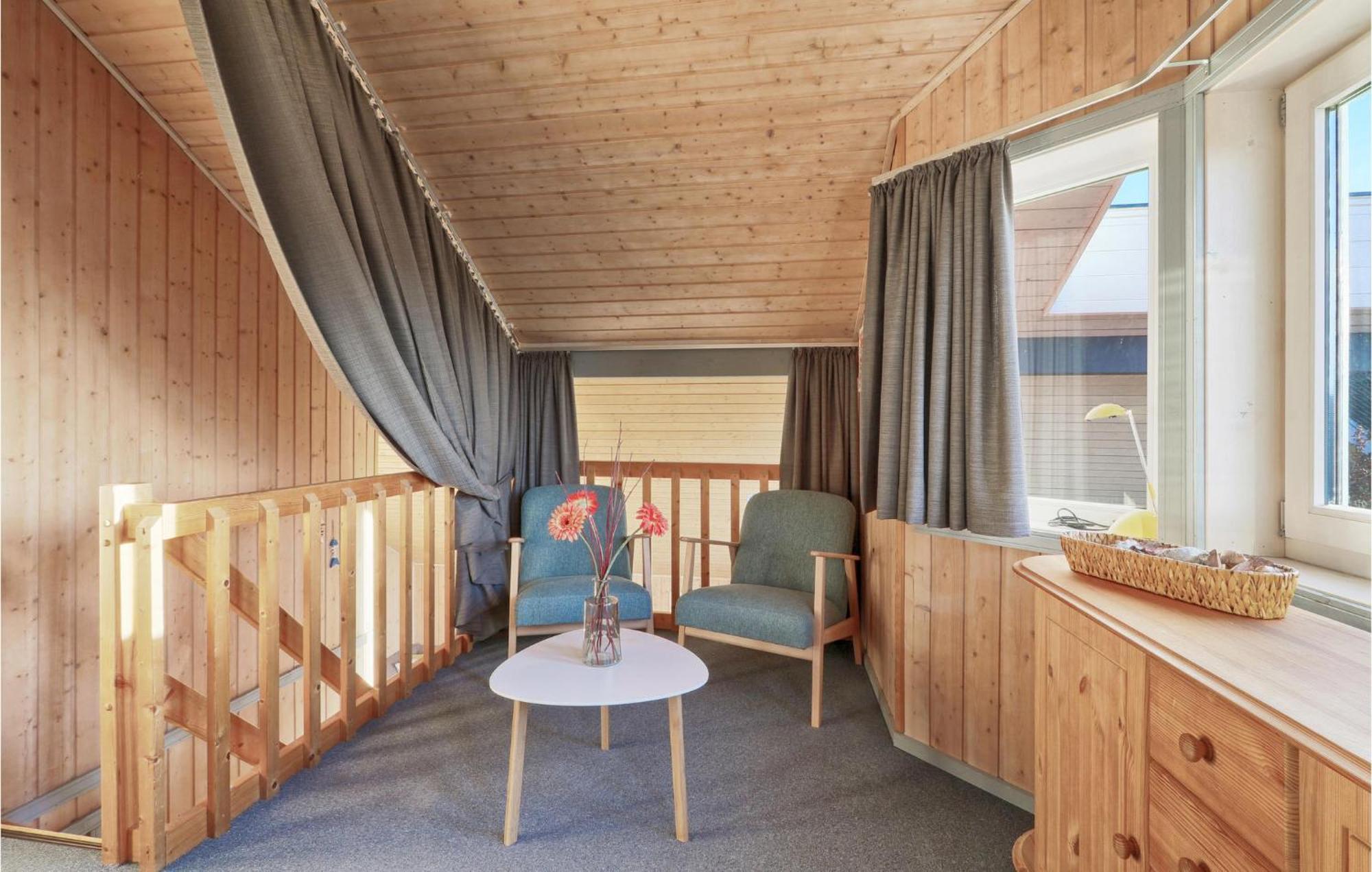Cozy Home In Rechlin With Wifi Esterno foto